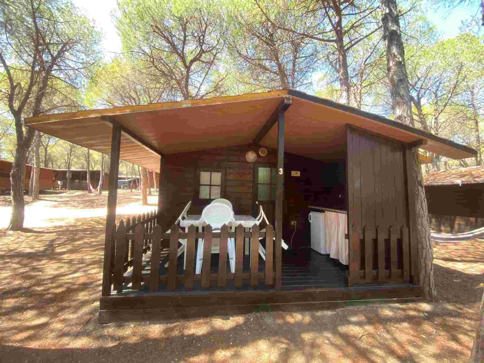 Bungalow,243859073:JPEG